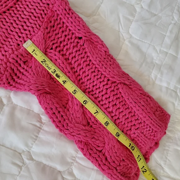 Sweater - Picture 5 of 11